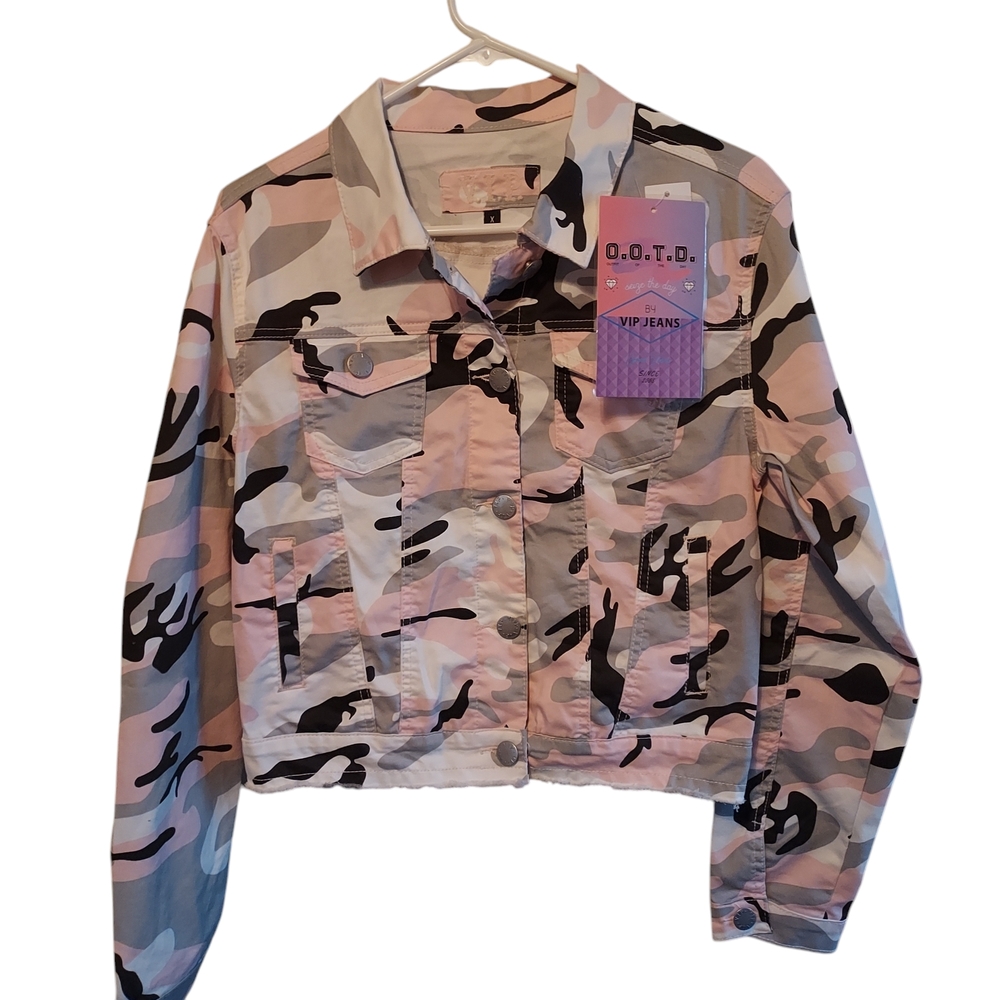V.I.P.  "O.O.T.D." Pink and Black Camouflage Jean Jacket Size X